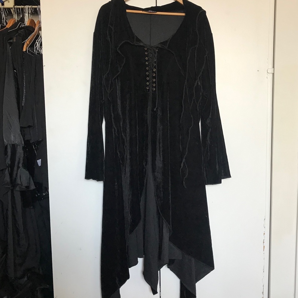 Black Velvet Hooded Lace Up Swing Jacket 3x/4x